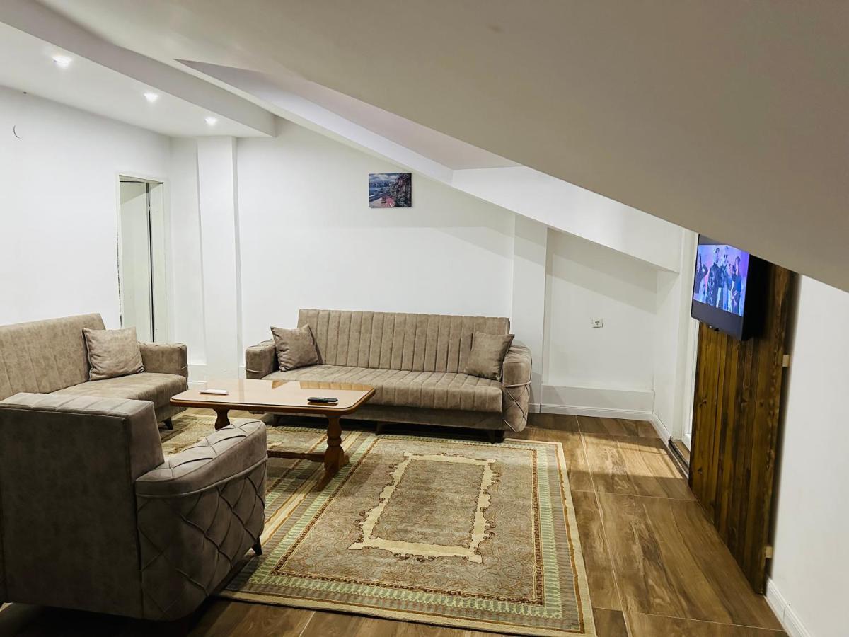 Sa Apartment Gjilan Kültér fotó