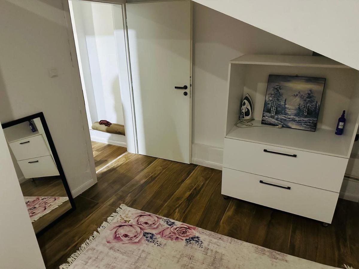 Sa Apartment Gjilan Kültér fotó